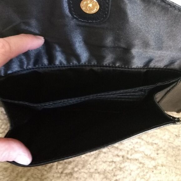 **Final Sale** Monet black and gold wallet - Picture 8 of 8